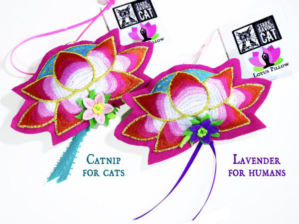 Lotus Pillow Catnip Cat Toy