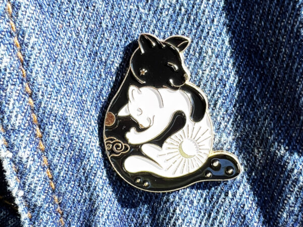 Hugging Cats Pin